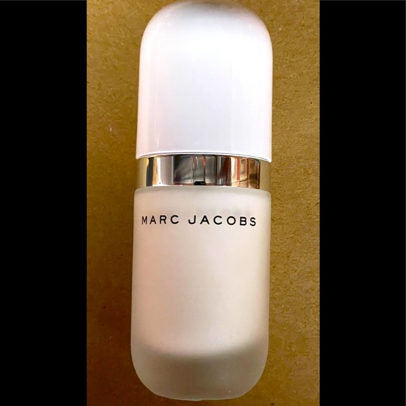 Marc Jacobs Makeup Marc Jacobs Undercover Perfecting Coconut Face